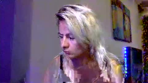 Snapshot of prettybabypetite chatting on 03-23-26, 07:18 Missy Jack online show from 03-23-26, 07:18