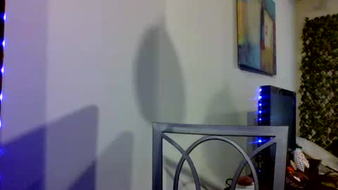 Snapshot of prettybabypetite chatting on 06-17-26, 05:03 Missy Jack online show from 06-17-26, 05:03