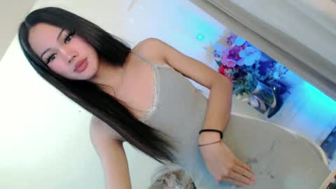 Snapshot of prettybadbitch28 chatting on 06-12-26, 11:53 prettybadbitch28 online show from 06-12-26, 11:53
