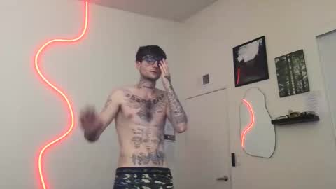 pretty boy online show from 12-22-25, 02:19