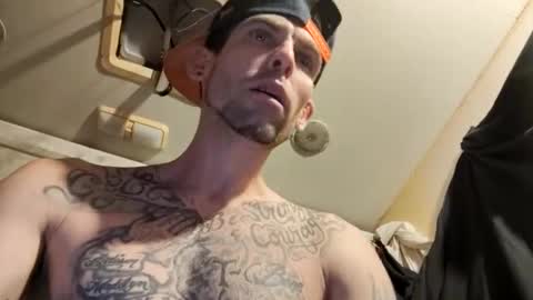 Snapshot of prettyboytatted69 chatting on 02-14-25, 10:59 Prettyslangin69 FYPM online show from 02-14-25, 10:59