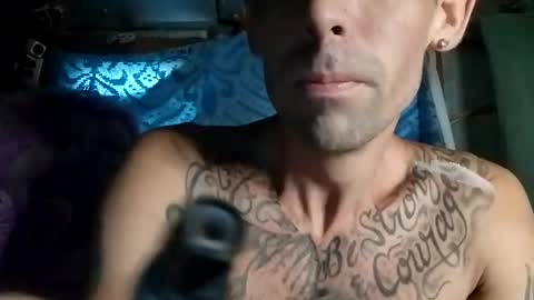 Snapshot of prettyboytatted69 chatting on 10-05-25, 12:14 Prettyslangin69 FYPM online show from 10-05-25, 12:14