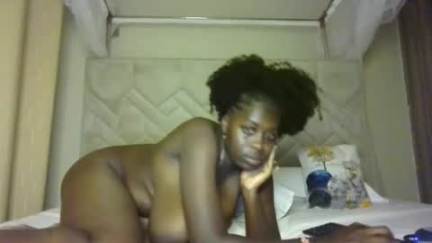 prettydulce online show from 03-26-26, 03:45