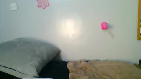 Snapshot of prettyela chatting on 06-01-26, 12:07 PrettyEla online show from 06-01-26, 12:07