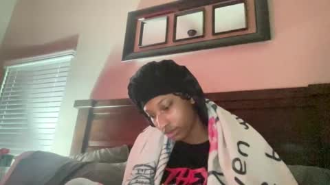 prettyfacefemale online show from 05-20-26, 05:41