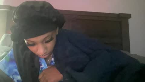 prettyfacefemale online show from 06-12-26, 03:27