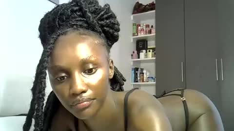 Pretty darkskin doll online show from 04-07-26, 08:59