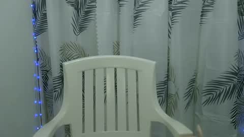prettygirl_ynna online show from 11-06-25, 12:11