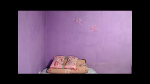 prettyjulliette online show from 03-04-25, 05:24