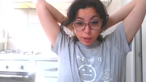prettyjulliette online show from 10-20-25, 11:21