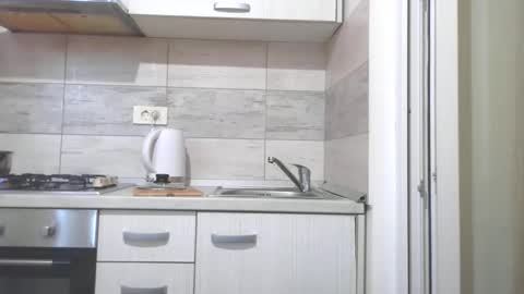 prettyjulliette online show from 01-15-26, 01:48