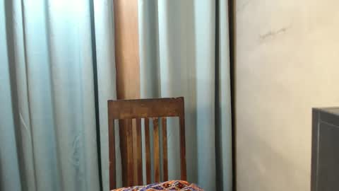 Snapshot of prettylicious_girl chatting on 10-02-25, 02:29 precious online show from 10-02-25, 02:29