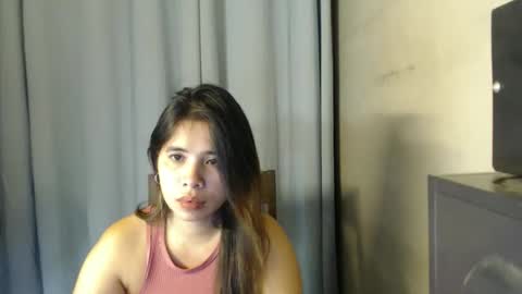 Snapshot of prettylicious_girl chatting on 10-09-25, 02:20 precious online show from 10-09-25, 02:20