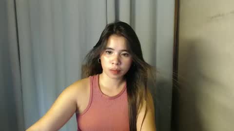 Snapshot of prettylicious_girl chatting on 11-05-25, 01:11 precious online show from 11-05-25, 01:11