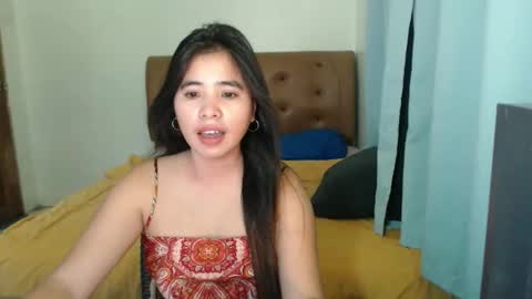 Snapshot of prettylicious_girl chatting on 04-05-26, 03:04 precious online show from 04-05-26, 03:04