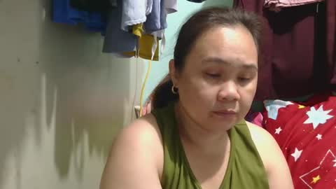 Snapshot of prettynhing chatting on 12-26-24, 01:07 Nhing online show from 12-26-24, 01:07