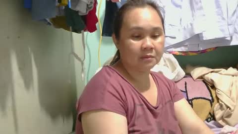 Snapshot of prettynhing chatting on 01-01-25, 06:47 Nhing online show from 01-01-25, 06:47