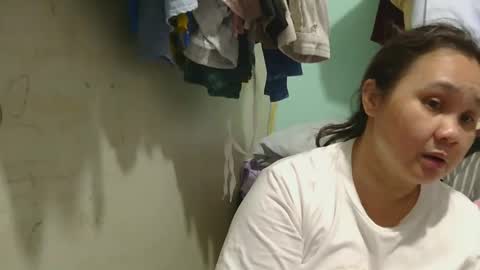 Snapshot of prettynhing chatting on 01-05-25, 05:51 Nhing online show from 01-05-25, 05:51