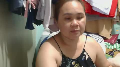 Snapshot of prettynhing chatting on 03-02-25, 05:33 Nhing online show from 03-02-25, 05:33