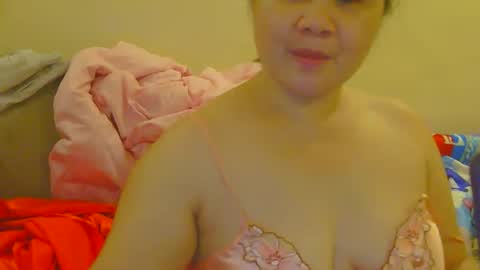 Snapshot of prettynhing chatting on 06-05-26, 01:50 Nhing online show from 06-05-26, 01:50