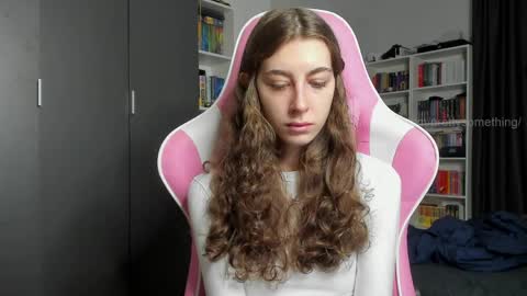 Sophie  next stream will be at Monday  i will wait you guys  online show from 04-03-26, 07:17