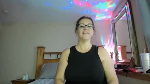 prettystarmn online show from 11-13-25, 04:11