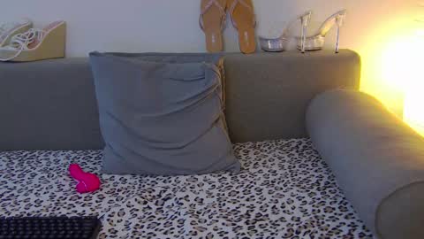 prettyvanessa online show from 02-21-25, 10:28