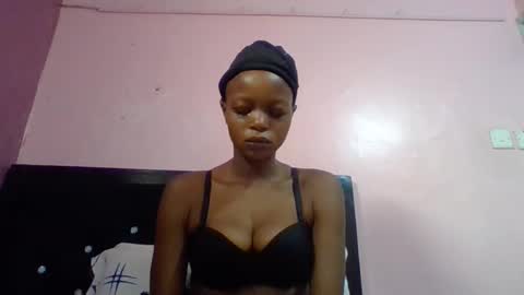 Snapshot of prettywendy21 chatting on 01-12-26, 05:01 prettywendy21 online show from 01-12-26, 05:01