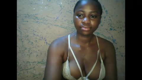 prettyxxpac online show from 04-19-26, 12:43