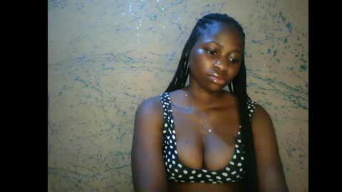 prettyxxpac online show from 06-11-26, 03:26