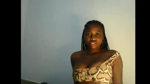 prettyxxpac online show from 06-19-26, 07:17