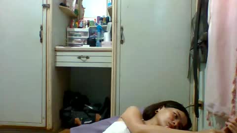 Snapshot of prety784828 chatting on 05-22-26, 01:13 prety784828 online show from 05-22-26, 01:13