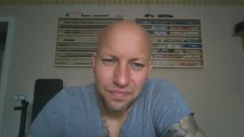 Snapshot of prince__13 chatting on 09-15-25, 08:47 Don online show from 09-15-25, 08:47