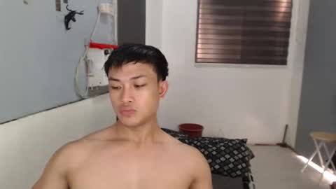 Snapshot of princeadrianx chatting on 10-16-25, 07:09 Prince Adrian online show from 10-16-25, 07:09