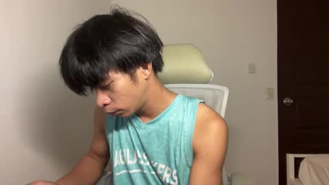 Charls online show from 05-25-26, 05:41