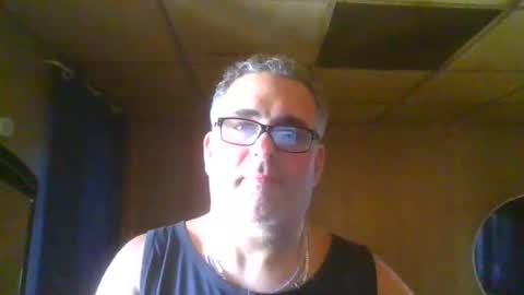 Snapshot of princeofdarkness66 chatting on 07-31-26, 04:50 johnny online show from 07-31-26, 04:50