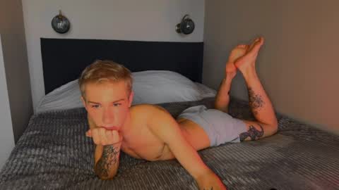 HUNTER LEO KEVIN online show from 04-03-26, 04:10