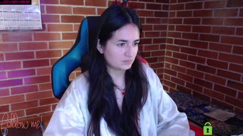 Leia online show from 02-04-25, 04:18