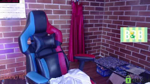 Leia online show from 02-05-25, 01:11