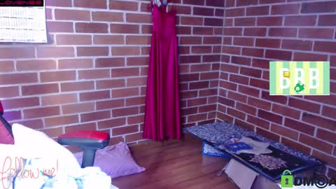 Leia online show from 02-26-25, 01:08