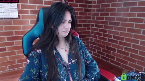 Leia online show from 09-26-25, 01:26