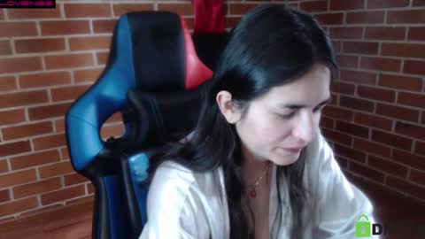 Leia online show from 11-03-25, 02:07