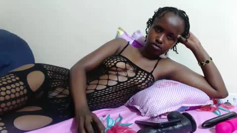 Snapshot of princeslov1 chatting on 10-13-25, 08:03 Shan online show from 10-13-25, 08:03