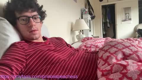 Peaches online show from 11-13-25, 05:01