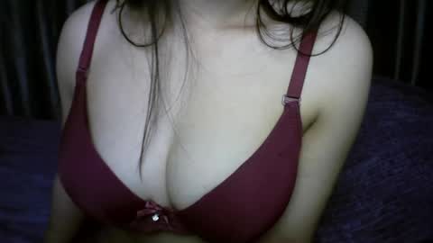 Snapshot of princess916446 chatting on 05-03-26, 02:28 princess online show from 05-03-26, 02:28