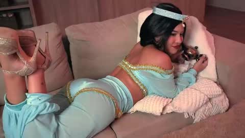 Snapshot of princess_and_papi chatting on 10-24-25, 09:11 princess_and_papi online show from 10-24-25, 09:11