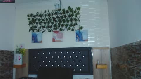 Snapshot of princess_martinez chatting on 12-14-24, 04:20 Princess Martinez online show from 12-14-24, 04:20