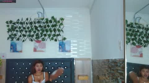 Snapshot of princess_martinez chatting on 01-23-25, 03:32 Princess Martinez online show from 01-23-25, 03:32