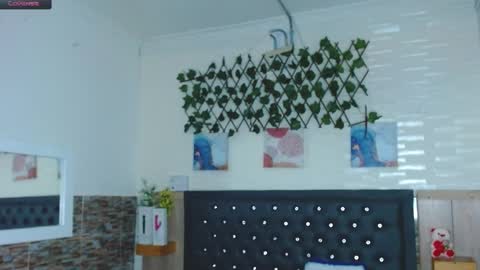 Snapshot of princess_martinez chatting on 02-25-25, 04:10 Princess Martinez online show from 02-25-25, 04:10