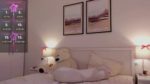 Princess Diana online show from 02-06-26, 06:11